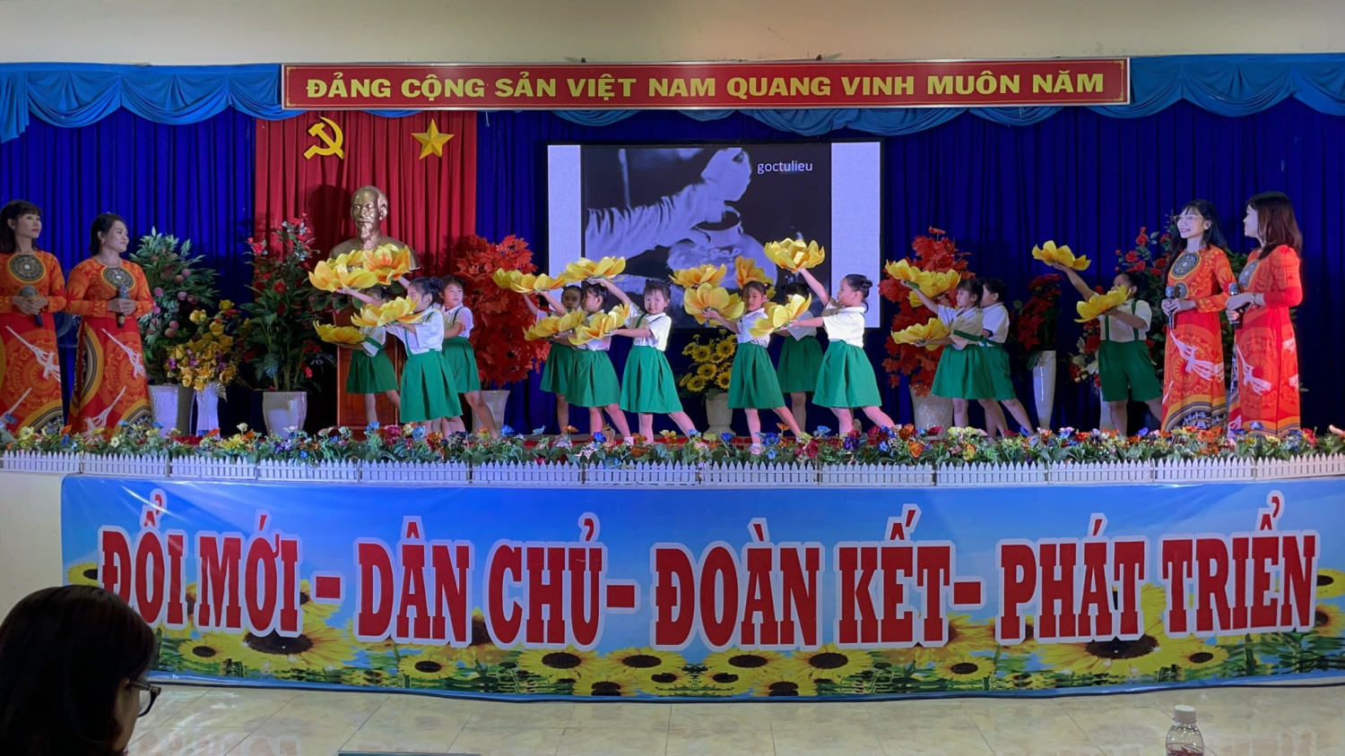 435585598 450191084237348 7704530530286356442 n